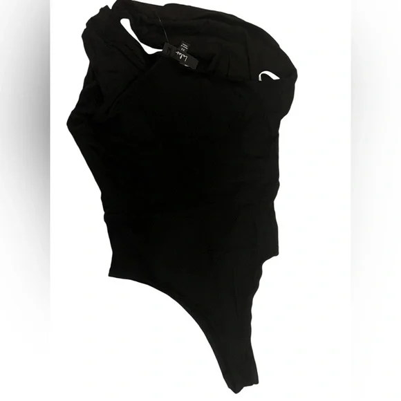 Lulus Women’s size XS Chic Black One Shoulder Cutout Thong Bodysuit NWOT - Picture 4 of 4